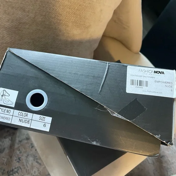 Fashion Nova Blush Chain-Adorned Heels - Picture 4 of 7